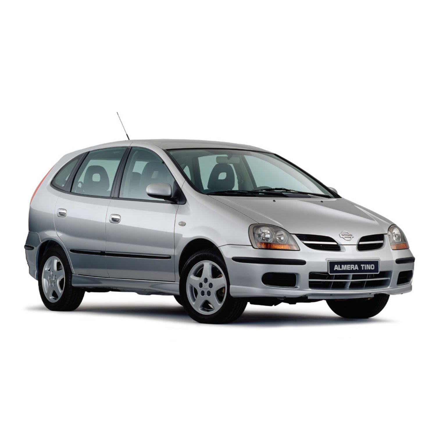 Nissan Almera Tino